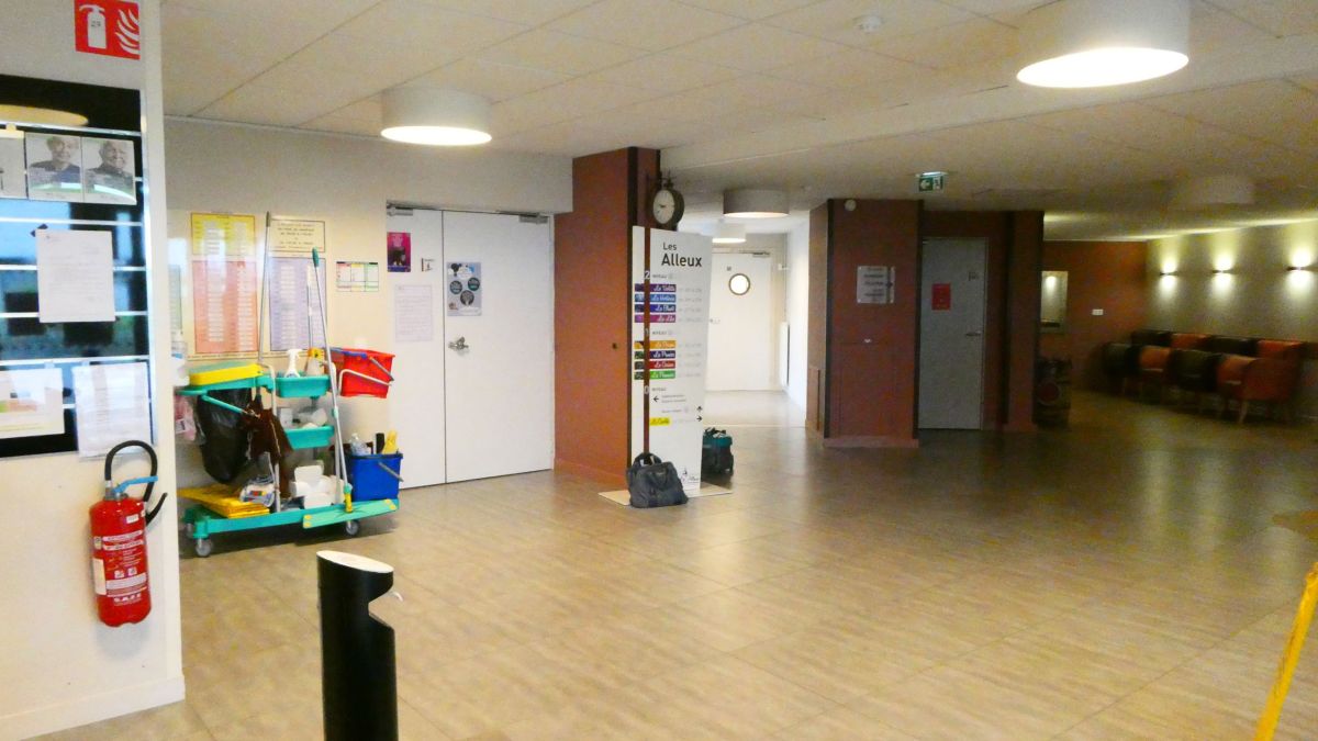 avant travaux hall EHPAD Melesse