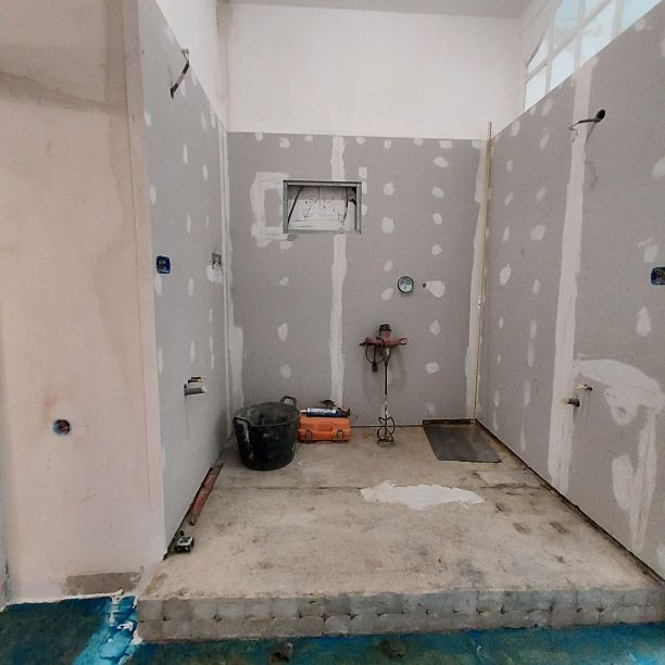 chantier en cours salle de bains d'exception appartement ancien rennes en rénovation